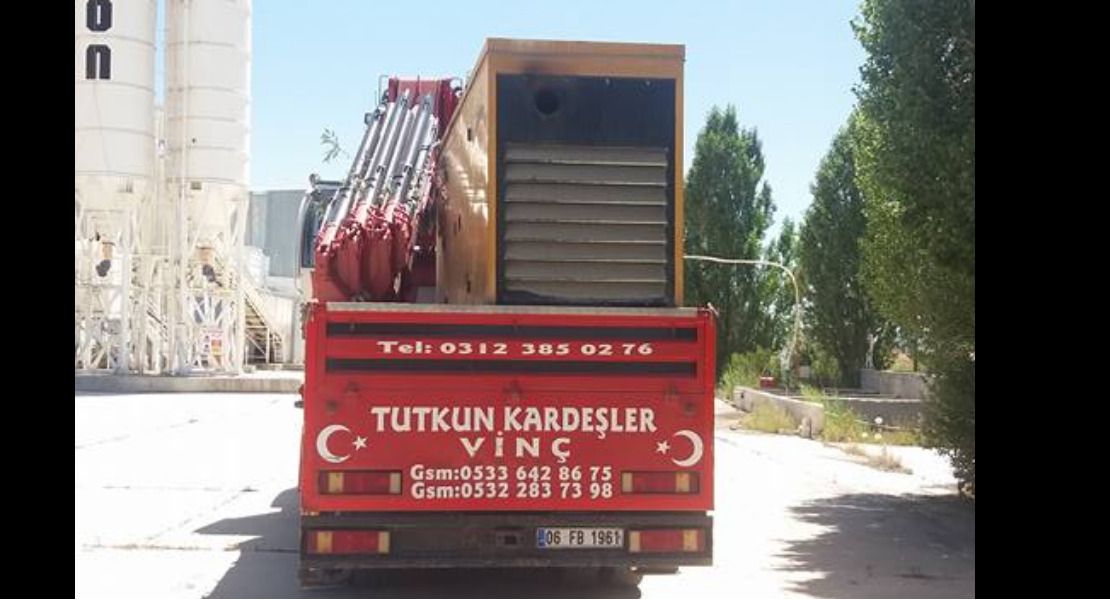 35 Tonluk Kardelen Marka Hiap Vinç İle 15 Ton Jeneratör Taşıma Yerleştirme